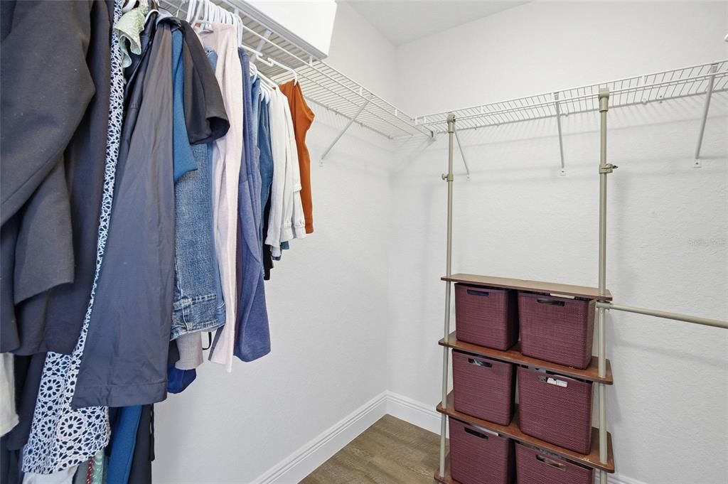 待售: $449,700 (4 贝兹, 2 浴室, 2200 平方英尺)