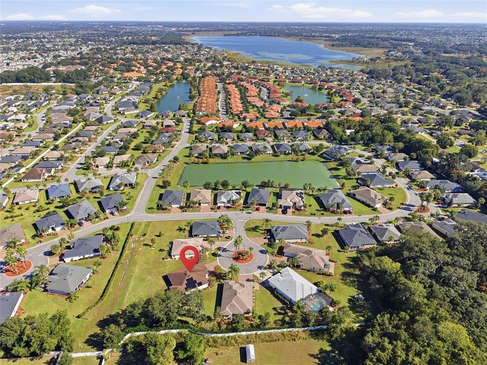 待售: $449,700 (4 贝兹, 2 浴室, 2200 平方英尺)