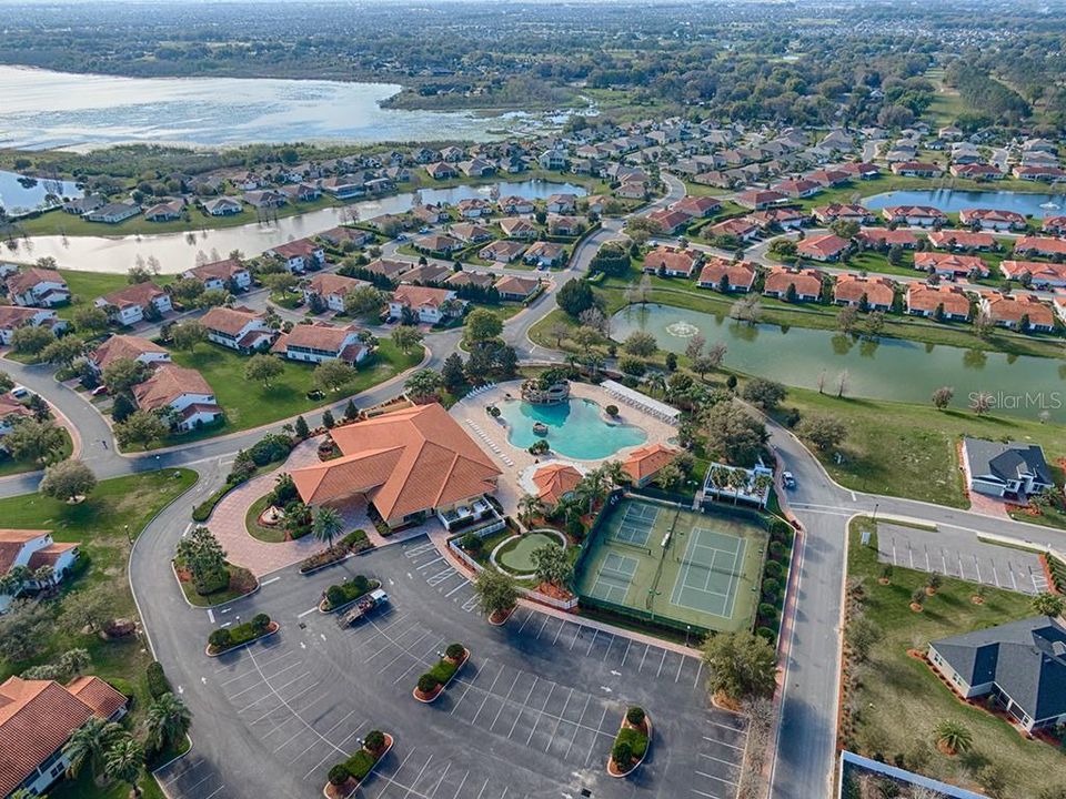 待售: $449,700 (4 贝兹, 2 浴室, 2200 平方英尺)