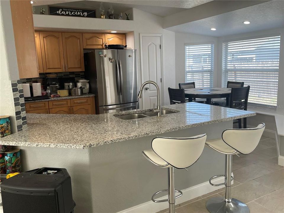 En Venta: $319,000 (3 camas, 2 baños, 1368 Pies cuadrados)