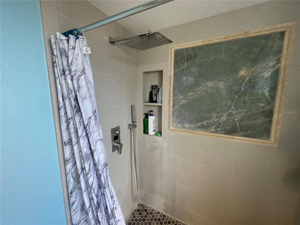 En Venta: $319,000 (3 camas, 2 baños, 1368 Pies cuadrados)