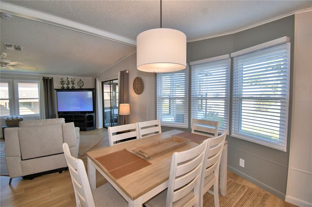 En Venta: $185,000 (2 camas, 2 baños, 1220 Pies cuadrados)