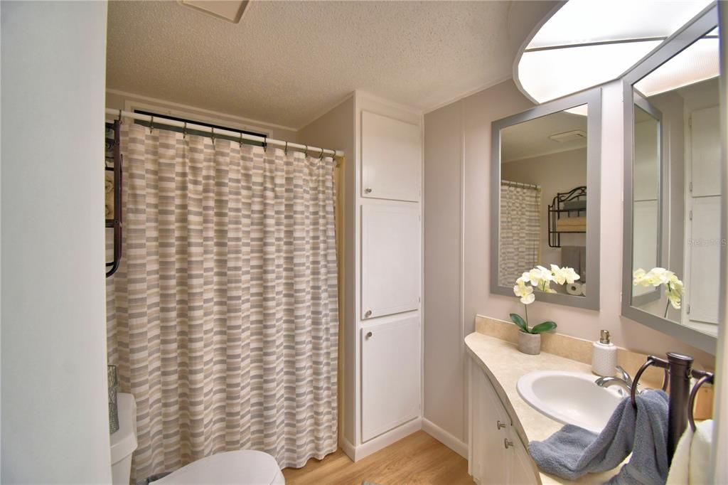 En Venta: $185,000 (2 camas, 2 baños, 1220 Pies cuadrados)