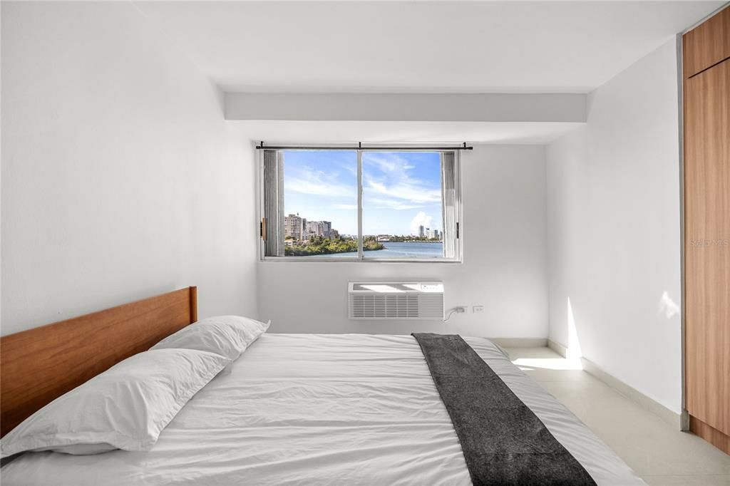 En Renta: $6,750 (3 camas, 3 baños, 1740 Pies cuadrados)