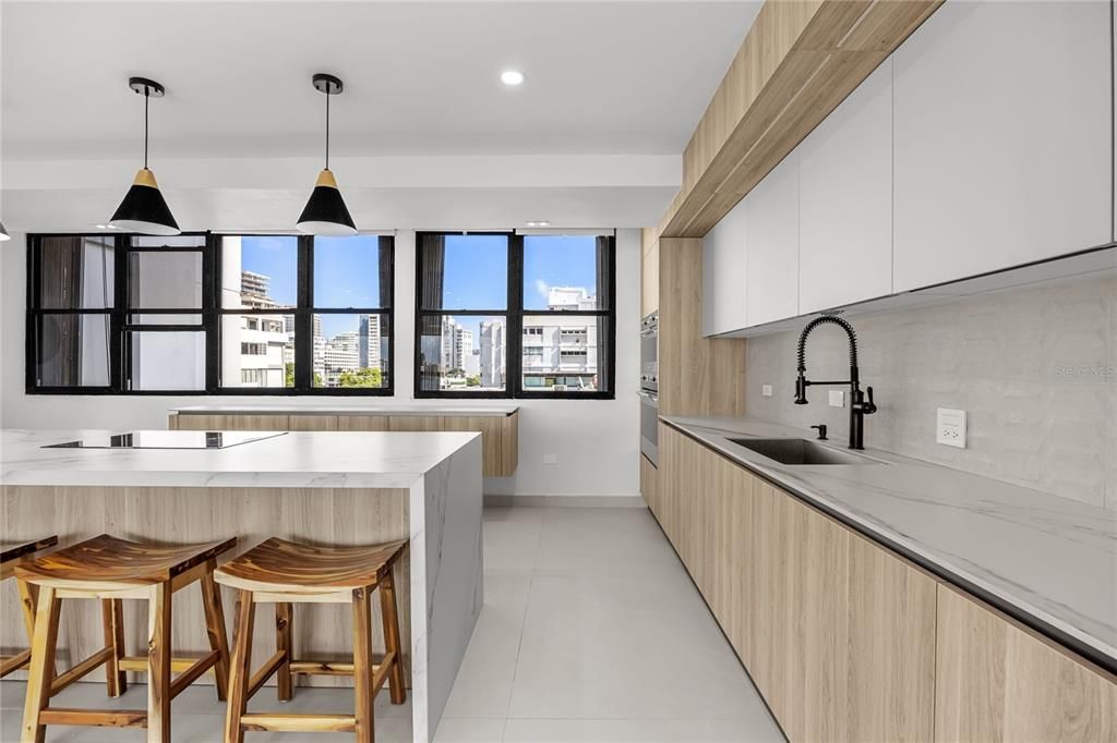 En Renta: $6,750 (3 camas, 3 baños, 1740 Pies cuadrados)