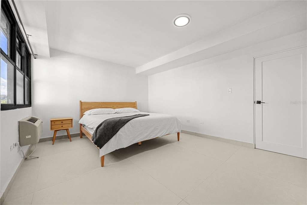 En Renta: $6,750 (3 camas, 3 baños, 1740 Pies cuadrados)