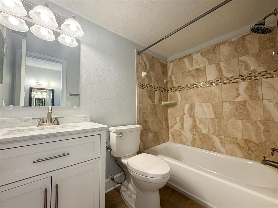 For Rent: $1,850 (2 beds, 2 baths, 1100 Square Feet)