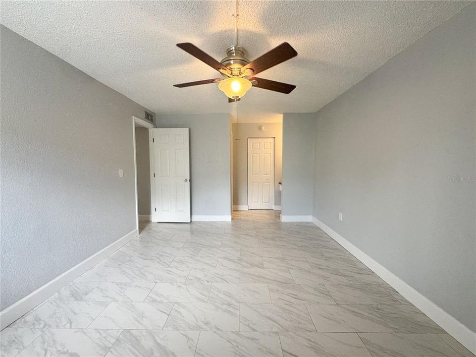 For Rent: $1,850 (2 beds, 2 baths, 1100 Square Feet)