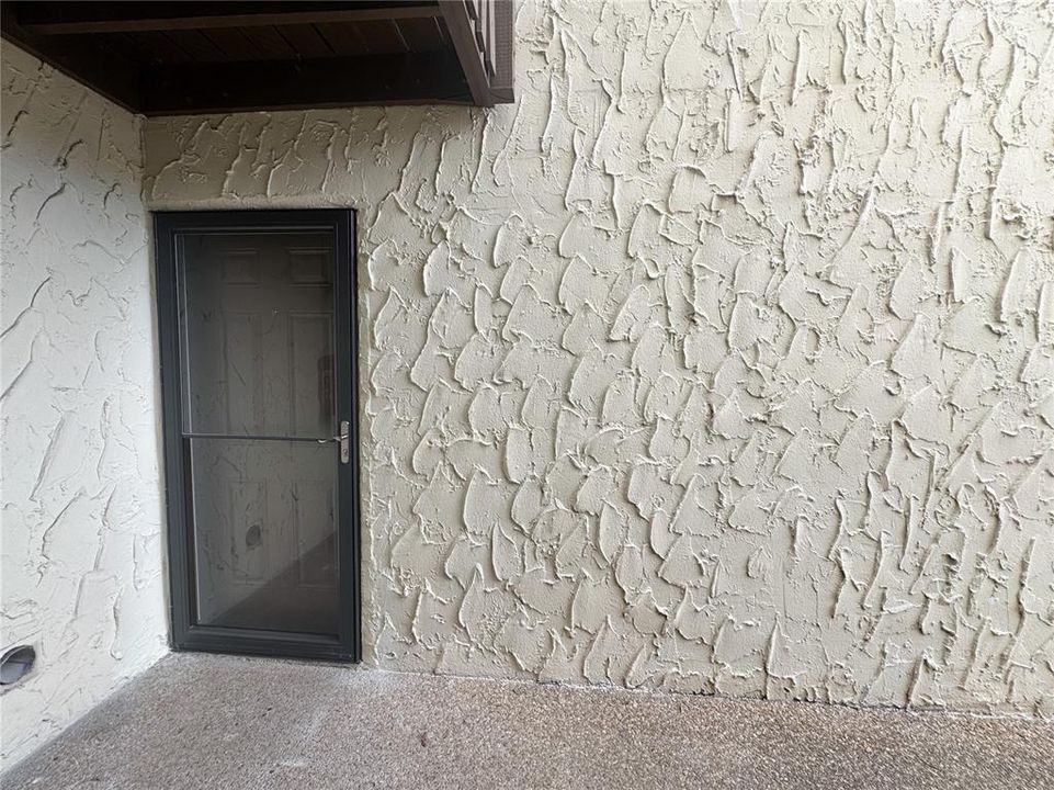 For Rent: $1,850 (2 beds, 2 baths, 1100 Square Feet)