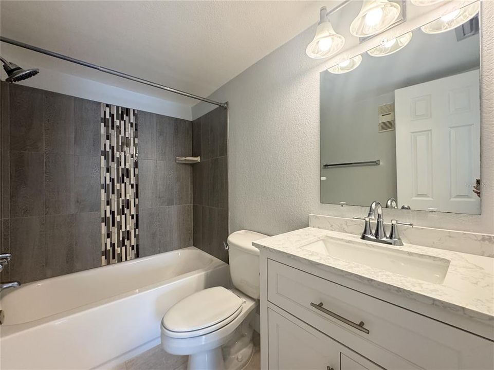 For Rent: $1,850 (2 beds, 2 baths, 1100 Square Feet)