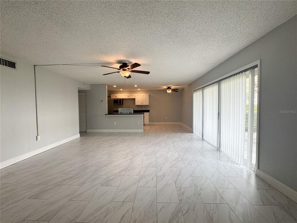 For Rent: $1,850 (2 beds, 2 baths, 1100 Square Feet)