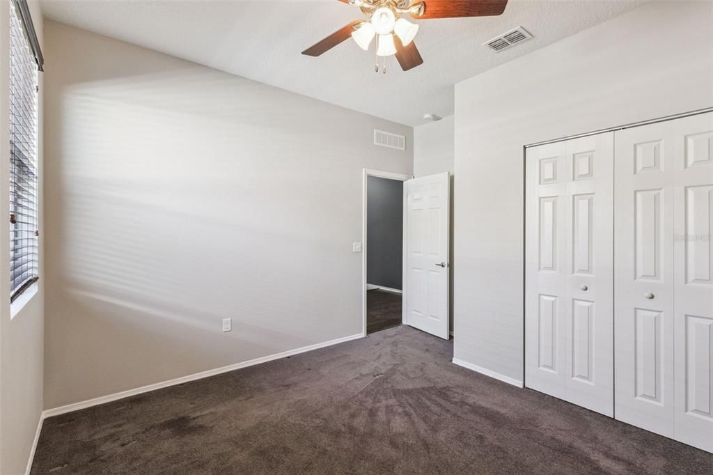 For Sale: $349,900 (3 beds, 2 baths, 1901 Square Feet)