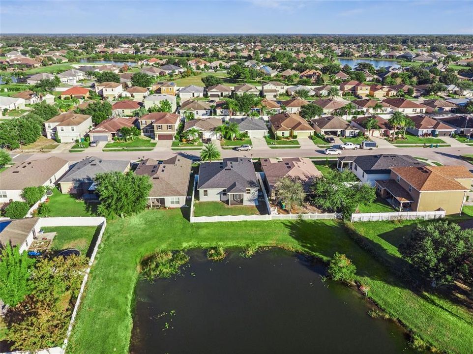 For Sale: $349,900 (3 beds, 2 baths, 1901 Square Feet)