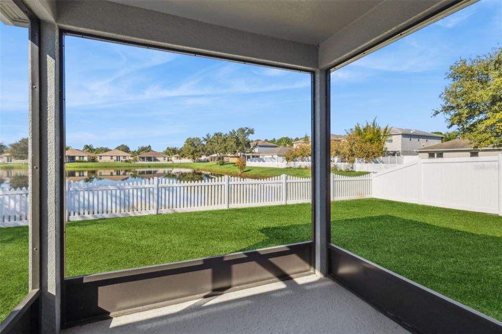 For Sale: $349,900 (3 beds, 2 baths, 1901 Square Feet)