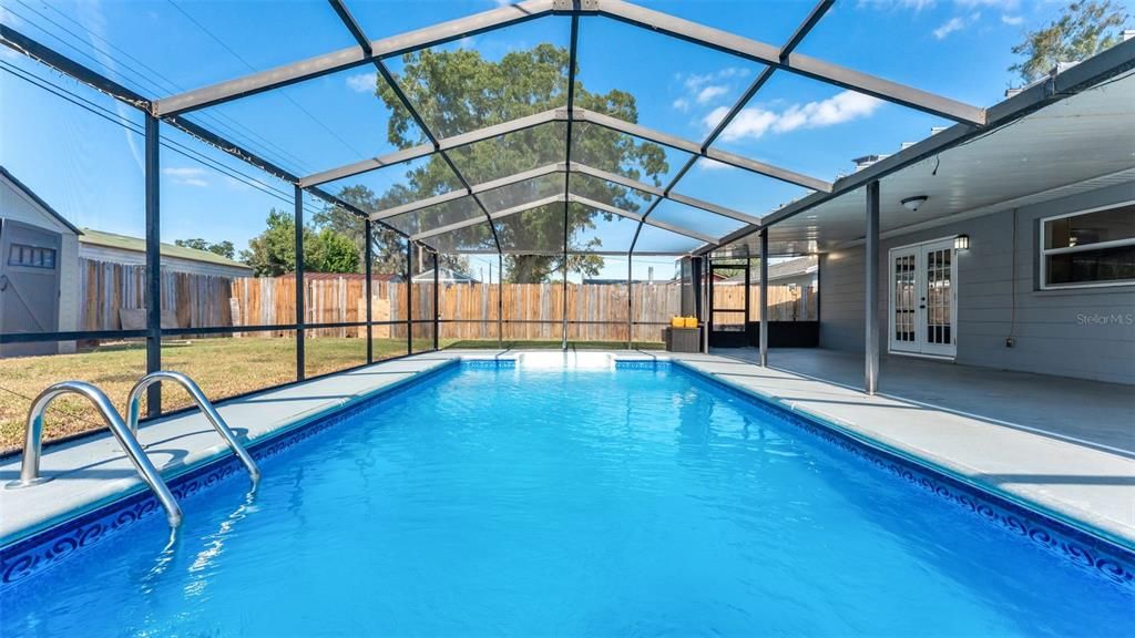 На продажу: $349,900 (4 спален, 2 ванн, 1670 Квадратных фут)