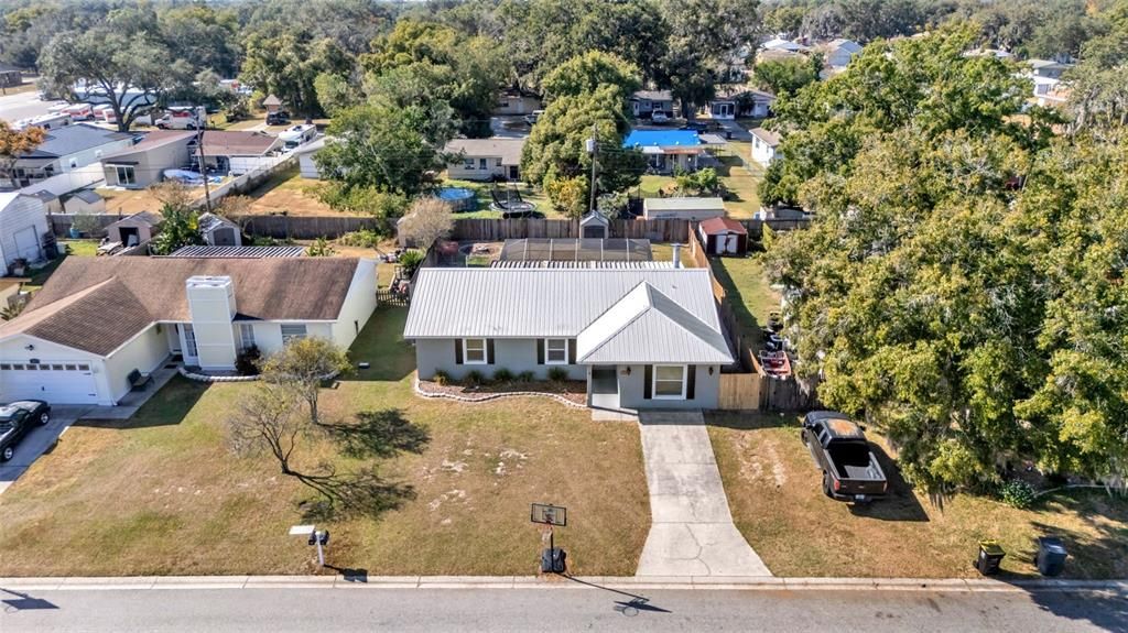 На продажу: $349,900 (4 спален, 2 ванн, 1670 Квадратных фут)