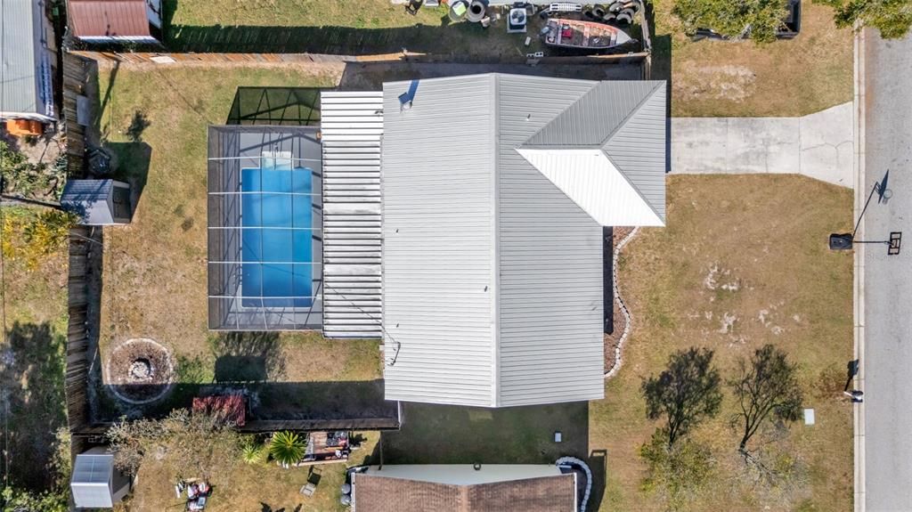 На продажу: $349,900 (4 спален, 2 ванн, 1670 Квадратных фут)