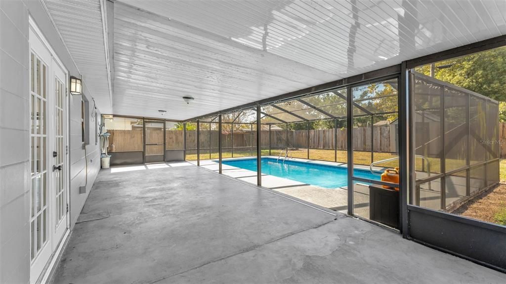 На продажу: $349,900 (4 спален, 2 ванн, 1670 Квадратных фут)