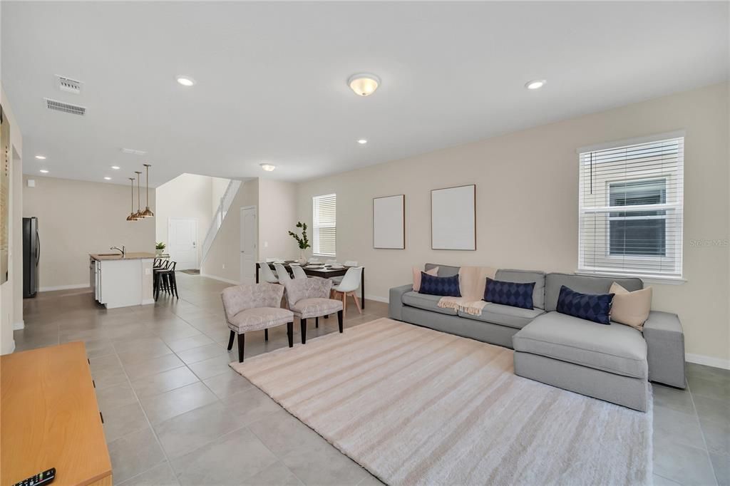 En Renta: $3,800 (6 camas, 4 baños, 3176 Pies cuadrados)