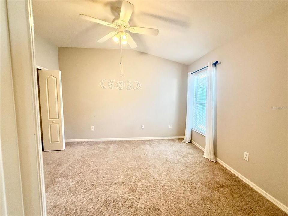 出租: $2,290 (3 贝兹, 2 浴室, 1611 平方英尺)