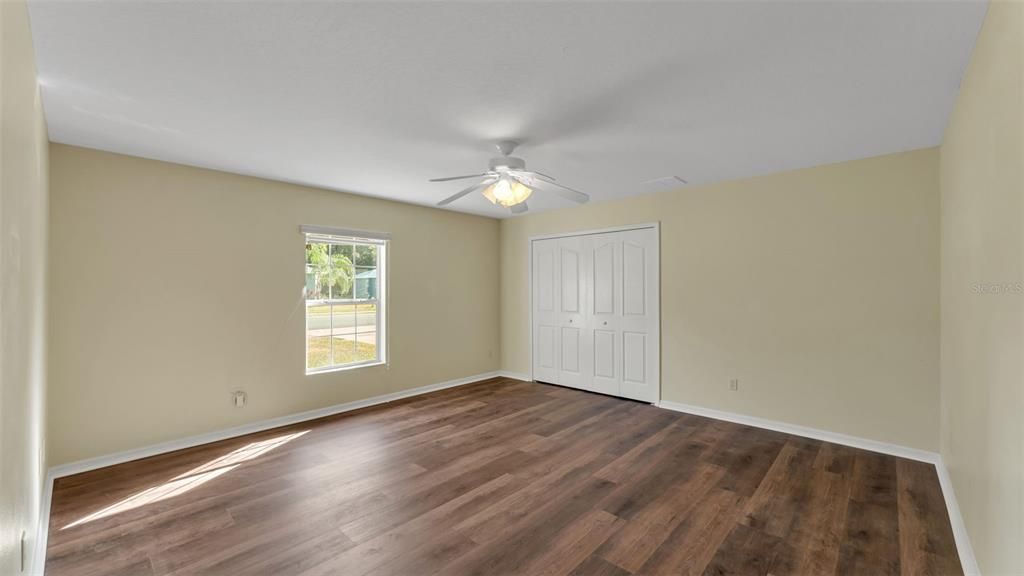 待售: $415,000 (3 贝兹, 2 浴室, 2892 平方英尺)