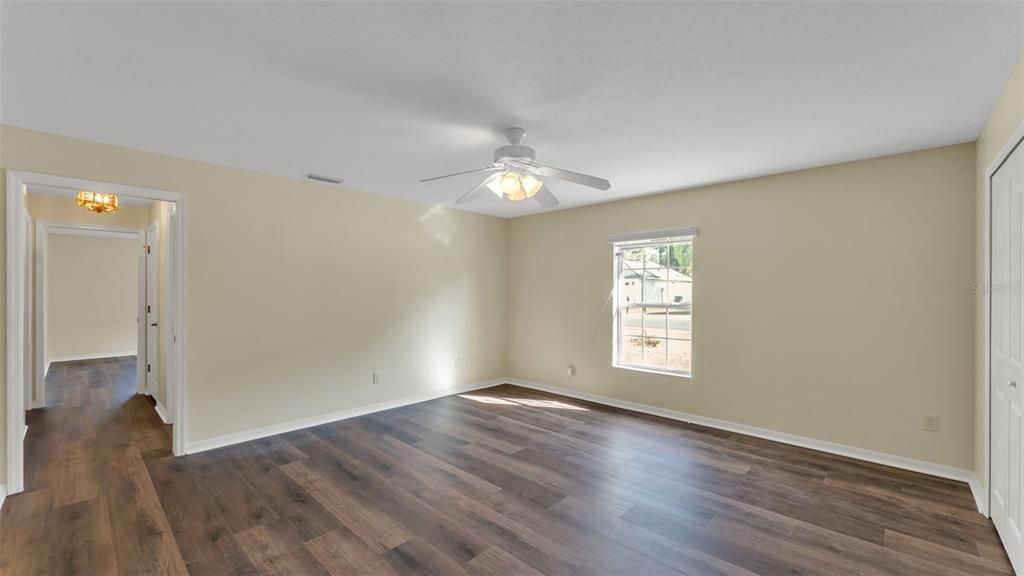 待售: $415,000 (3 贝兹, 2 浴室, 2892 平方英尺)