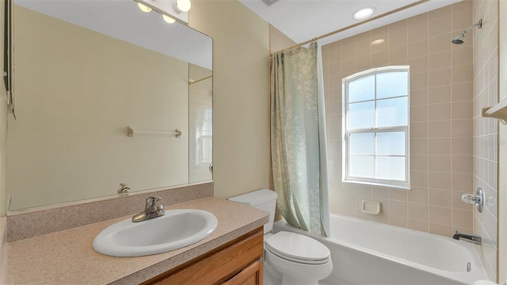 待售: $415,000 (3 贝兹, 2 浴室, 2892 平方英尺)