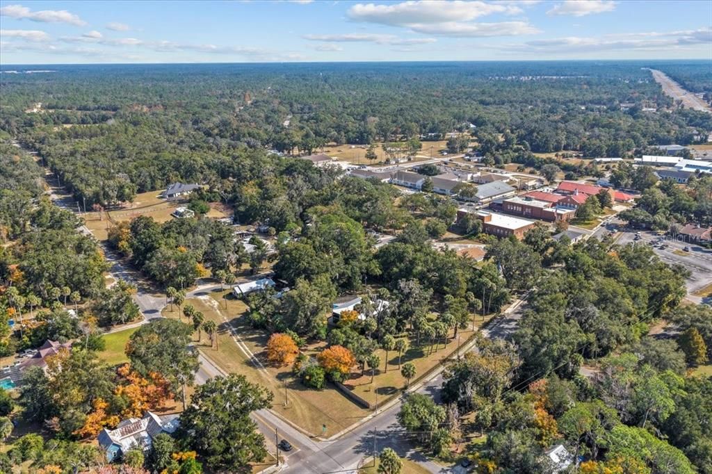 待售: $527,000 (5 贝兹, 3 浴室, 3204 平方英尺)