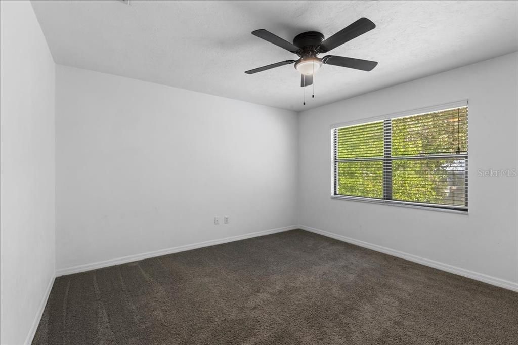 待售: $527,000 (5 贝兹, 3 浴室, 3204 平方英尺)