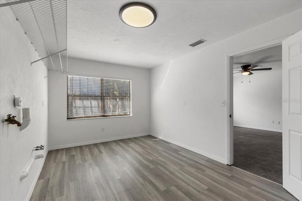 待售: $527,000 (5 贝兹, 3 浴室, 3204 平方英尺)