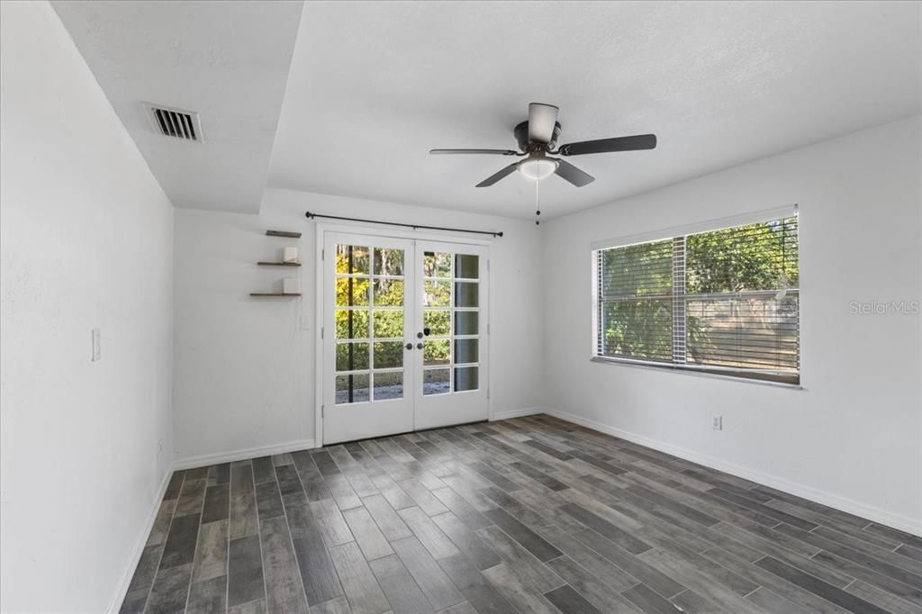 待售: $527,000 (5 贝兹, 3 浴室, 3204 平方英尺)