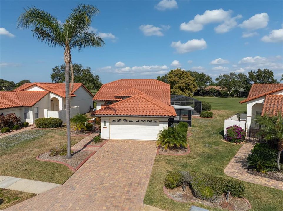 For Sale: $419,000 (2 beds, 2 baths, 1413 Square Feet)