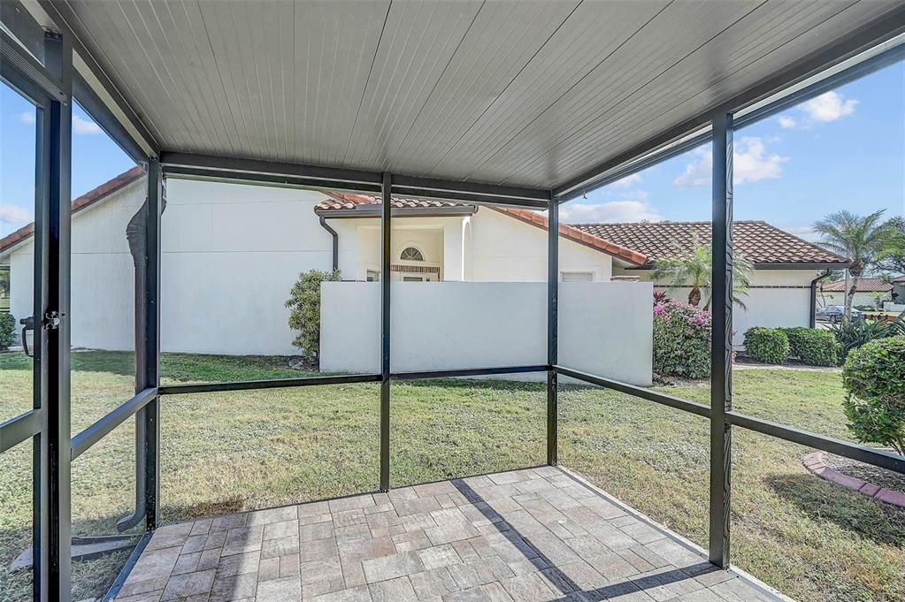 For Sale: $419,000 (2 beds, 2 baths, 1413 Square Feet)