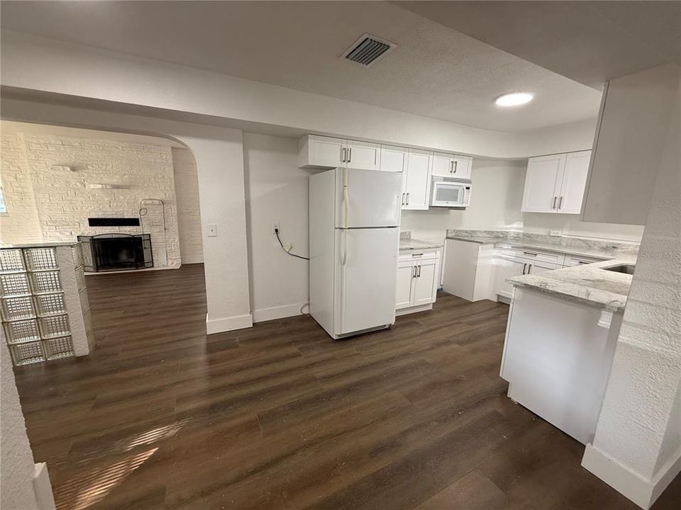 En Venta: $249,950 (3 camas, 2 baños, 1200 Pies cuadrados)