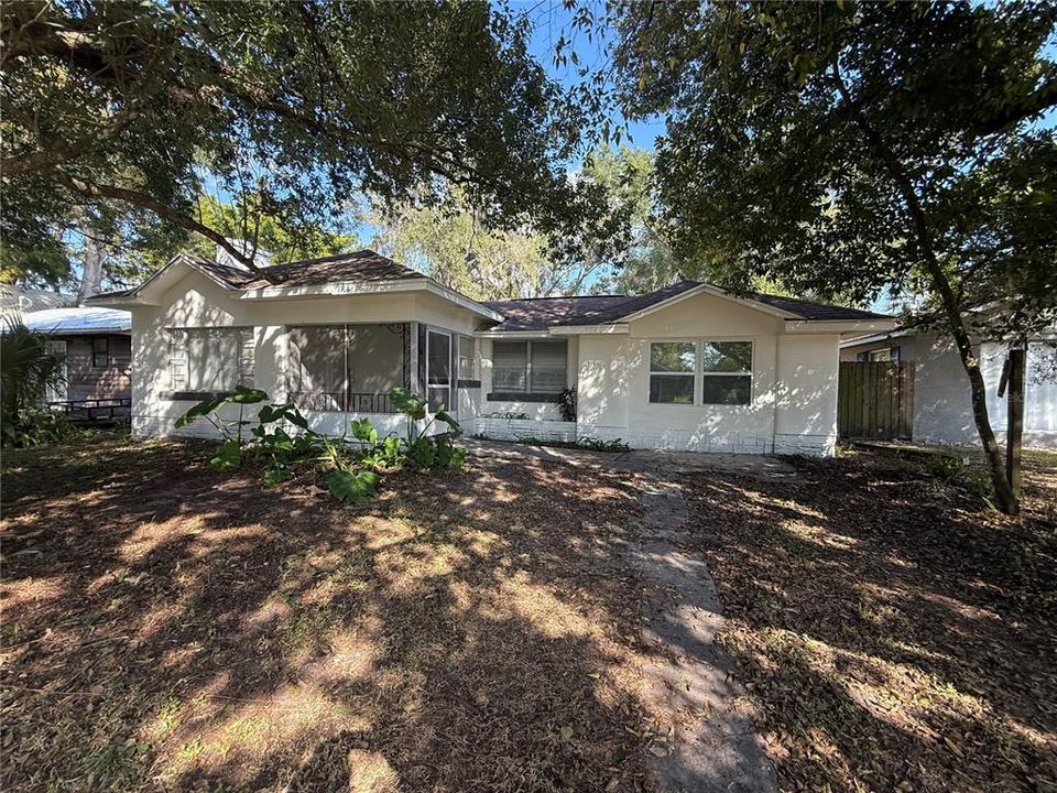 En Venta: $249,950 (3 camas, 2 baños, 1200 Pies cuadrados)