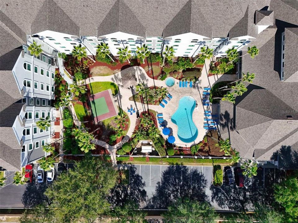 待售: $115,000 (1 贝兹, 1 浴室, 547 平方英尺)