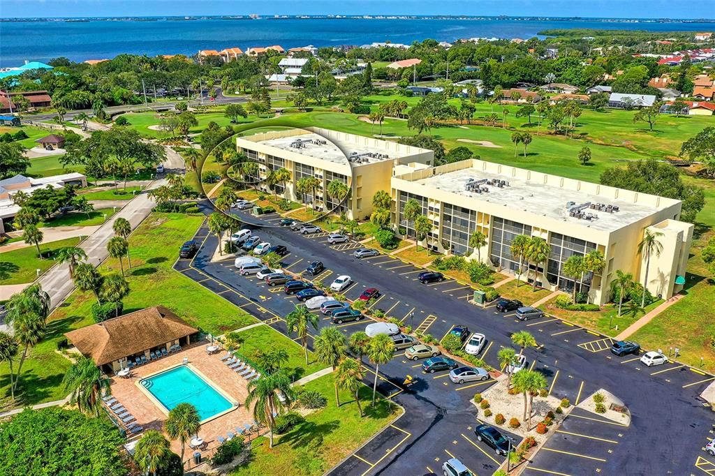 Active With Contract: $175,000 (2 beds, 2 baths, 1178 Square Feet)