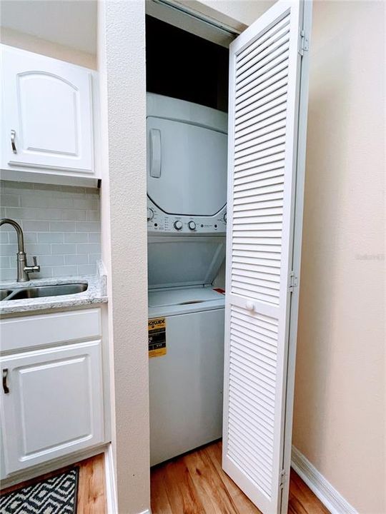 For Rent: $1,800 (2 beds, 2 baths, 1245 Square Feet)