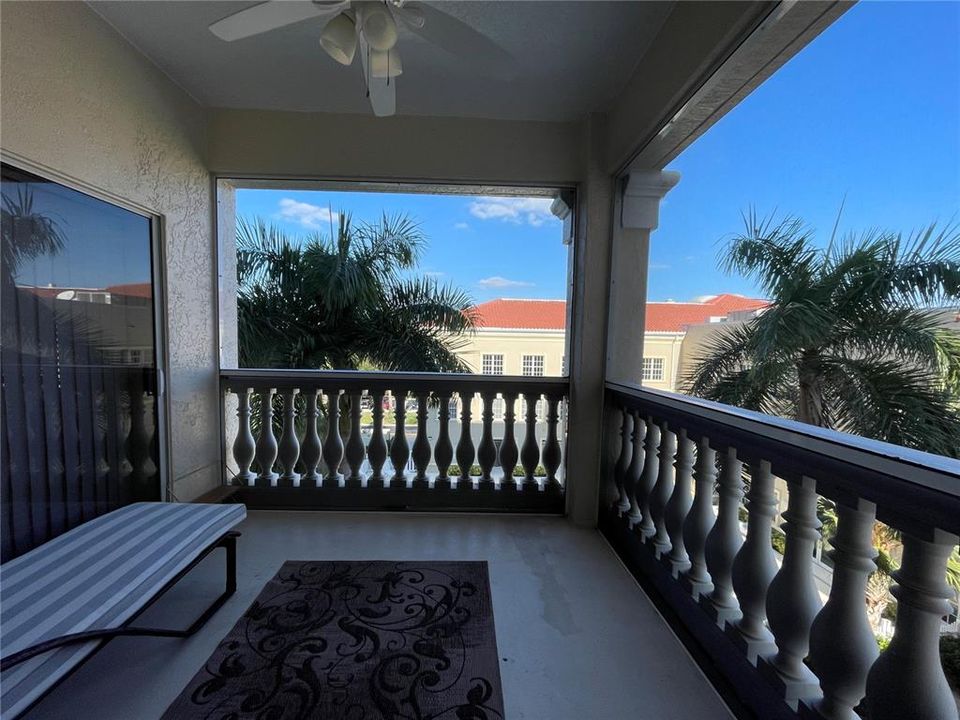 For Rent: $1,800 (2 beds, 2 baths, 1245 Square Feet)