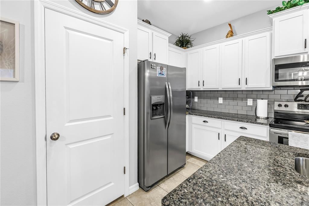 待售: $375,000 (3 贝兹, 2 浴室, 1724 平方英尺)