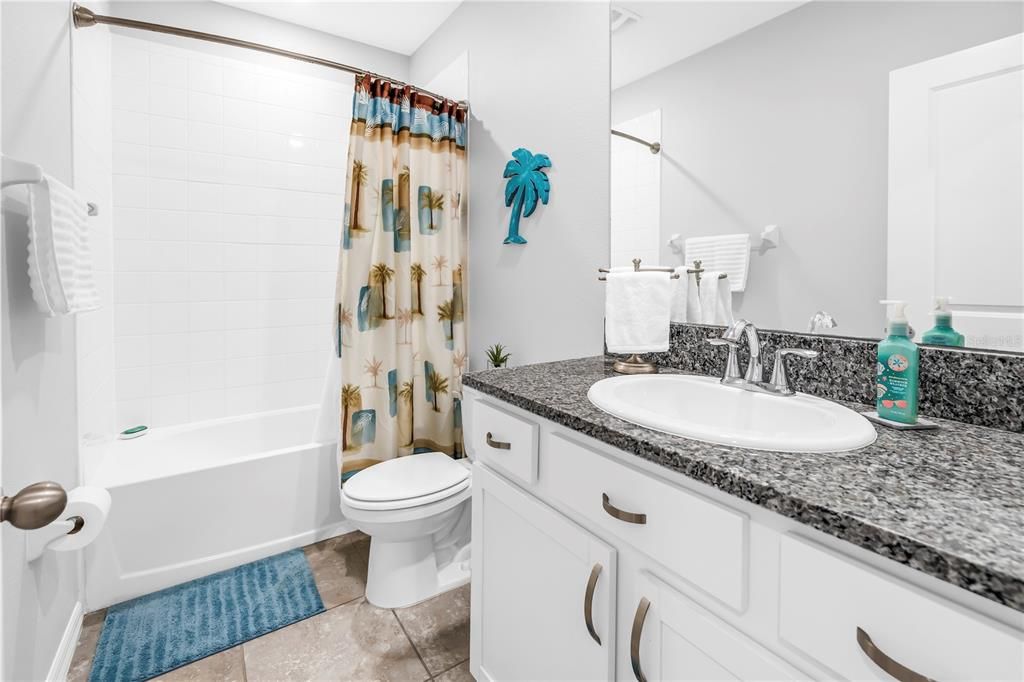 待售: $375,000 (3 贝兹, 2 浴室, 1724 平方英尺)