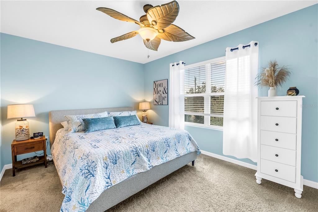 待售: $375,000 (3 贝兹, 2 浴室, 1724 平方英尺)