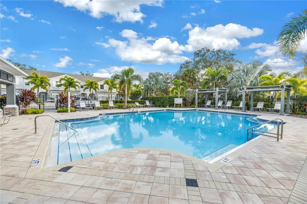 待售: $375,000 (3 贝兹, 2 浴室, 1724 平方英尺)