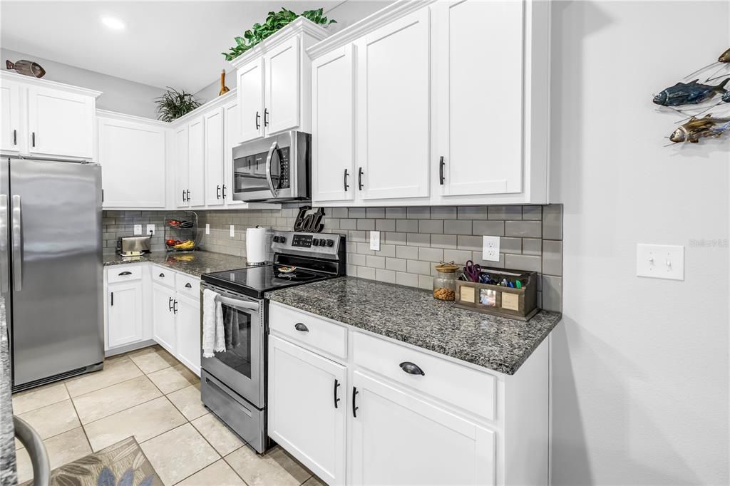 待售: $375,000 (3 贝兹, 2 浴室, 1724 平方英尺)