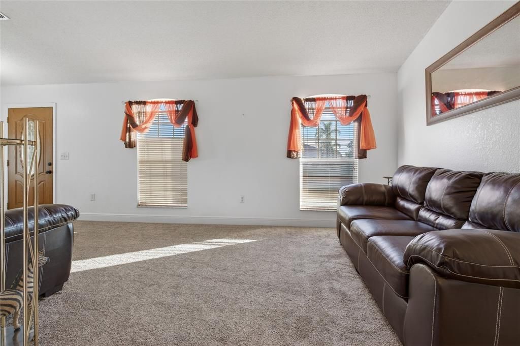 For Sale: $381,000 (4 beds, 2 baths, 1853 Square Feet)