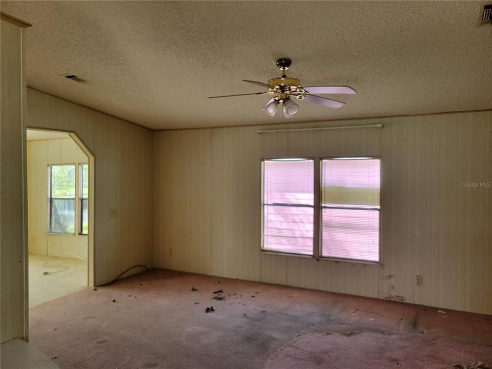 На продажу: $90,000 (2 спален, 2 ванн, 1348 Квадратных фут)