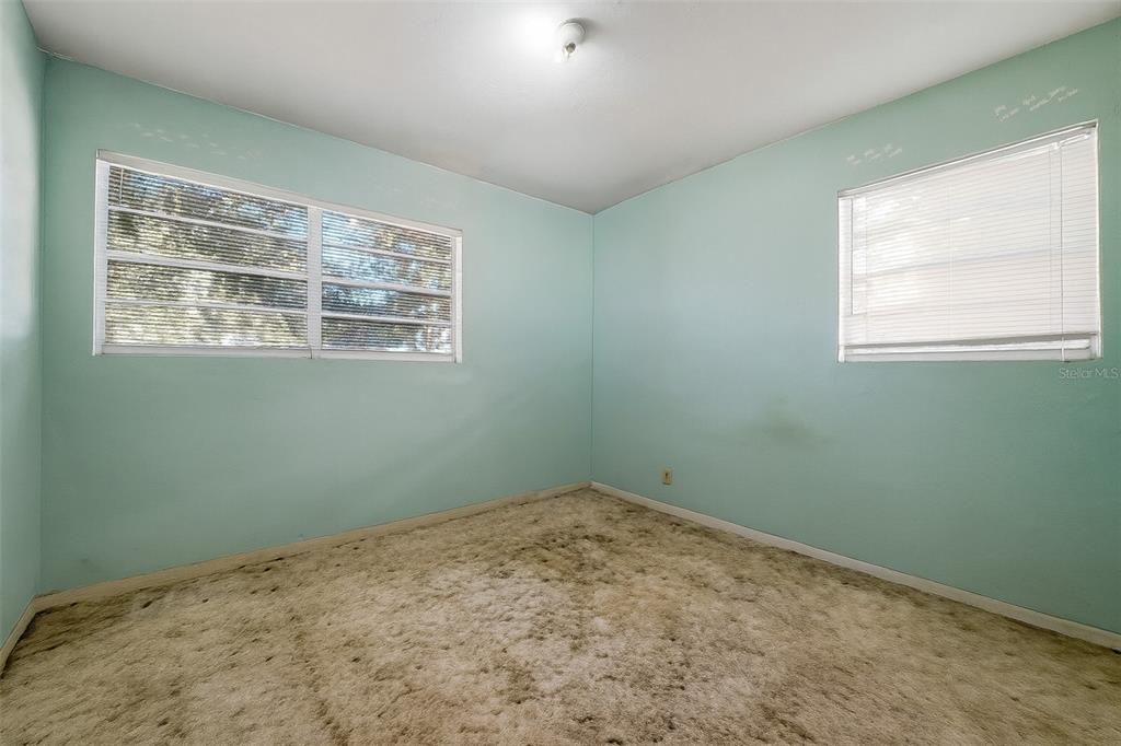 For Sale: $439,000 (3 beds, 2 baths, 1044 Square Feet)