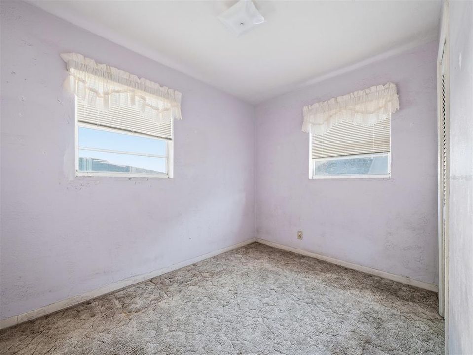 For Sale: $439,000 (3 beds, 2 baths, 1044 Square Feet)