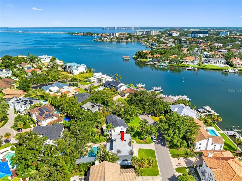 For Rent: $10,500 (3 beds, 2 baths, 3359 Square Feet)