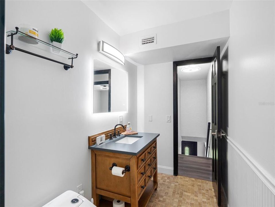 For Rent: $10,500 (3 beds, 2 baths, 3359 Square Feet)